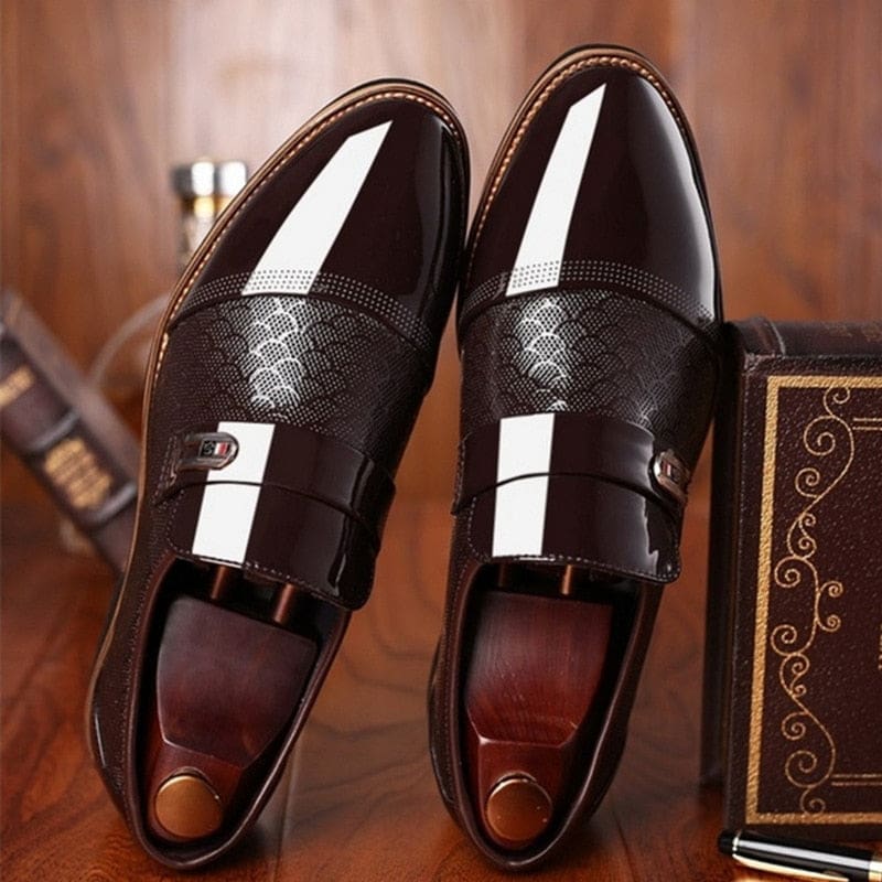 leather embossing luxury fashion wear-resistant non slip men shoes