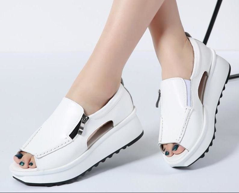 Open Toe Round Summer Women Zipper Sandal - Main Image
