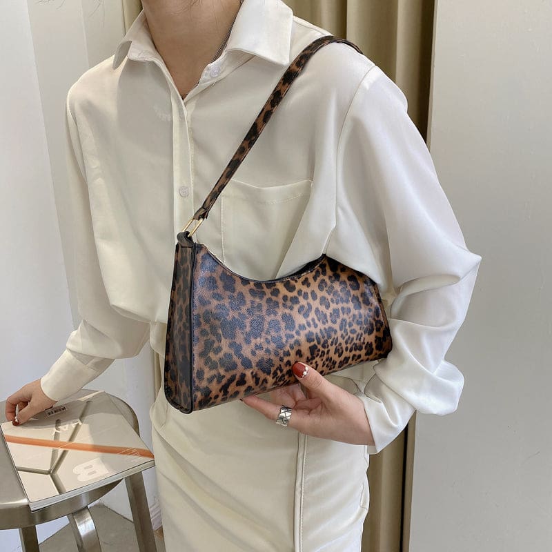 tipping soft pu leather underwritten shoulder bag for women