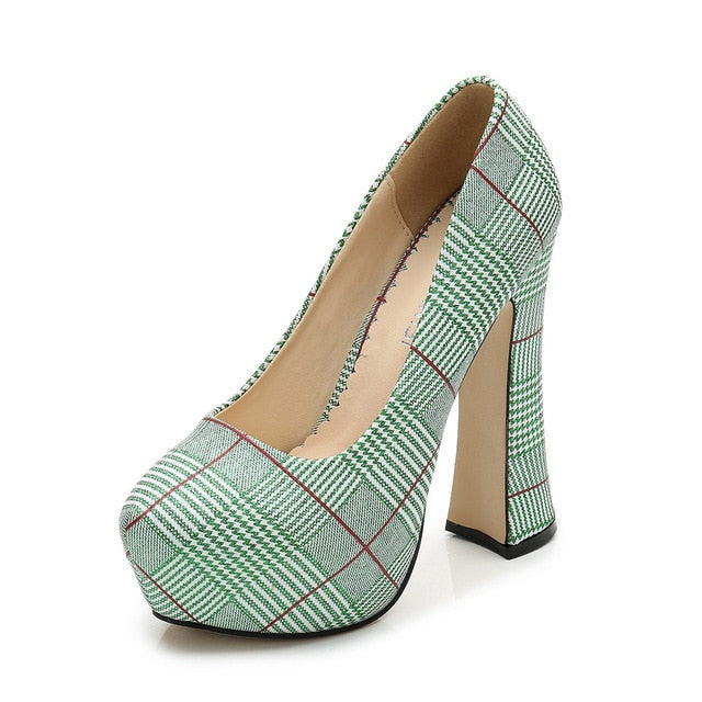 line grid high heels