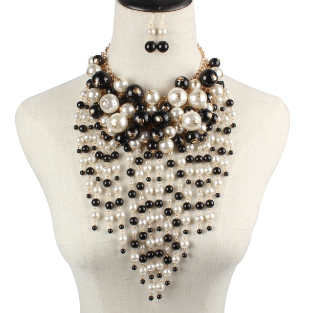 big multi-layer imitation pearl tassel statement exaggerate jewelry white-black / 40cm