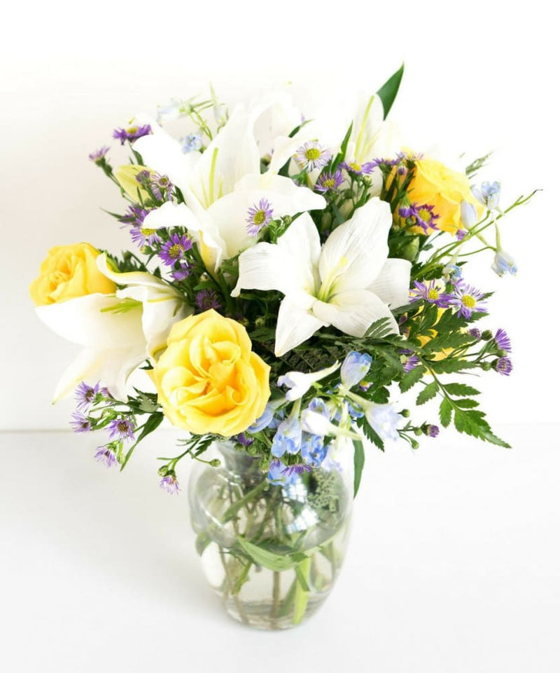bluetiful sunshine bouquet