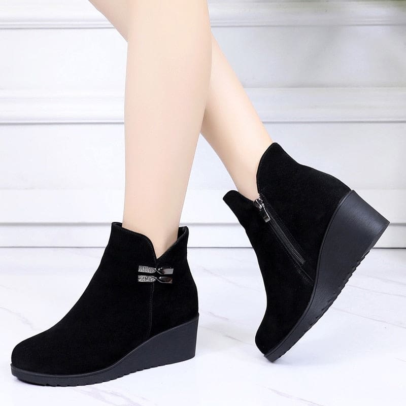 Genuine Leather Warm Winter Women Boots WOMEN BOOTS