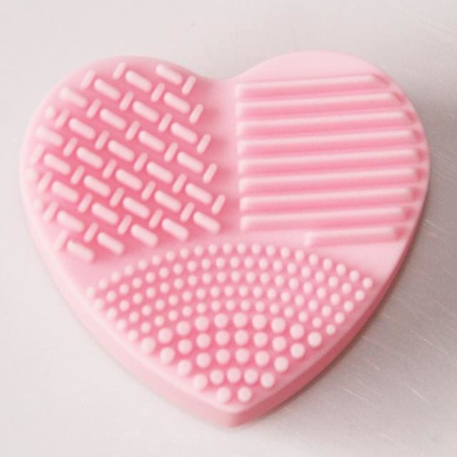 heart shape silica glove scrubber board cosmetic cleaning makeup brush pink