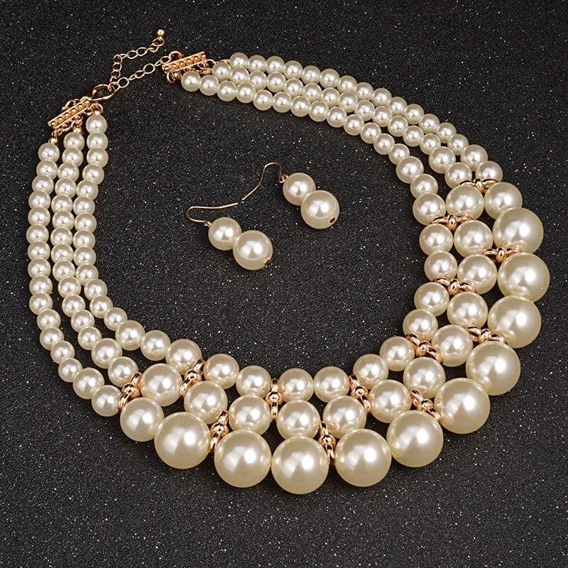 pendant three layer pearl statement necklace