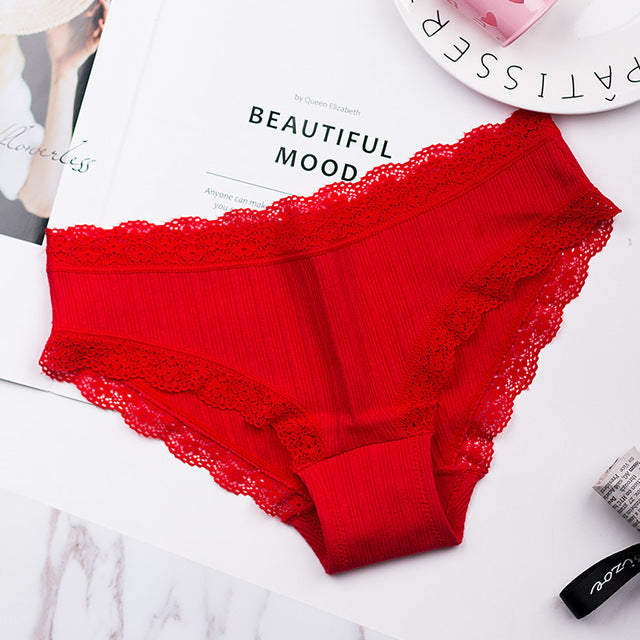 famous brand women's cotton panties female lace edge breathable briefs sexy underwear women cotton crotch lingerie intimates red / one size